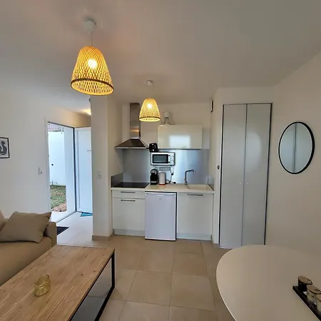 Superbe Vue Terrasse Couverte Face A La Appartement