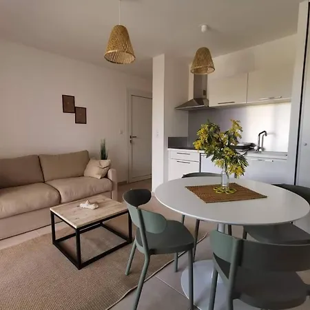 Superbe Vue Terrasse Couverte Face A La