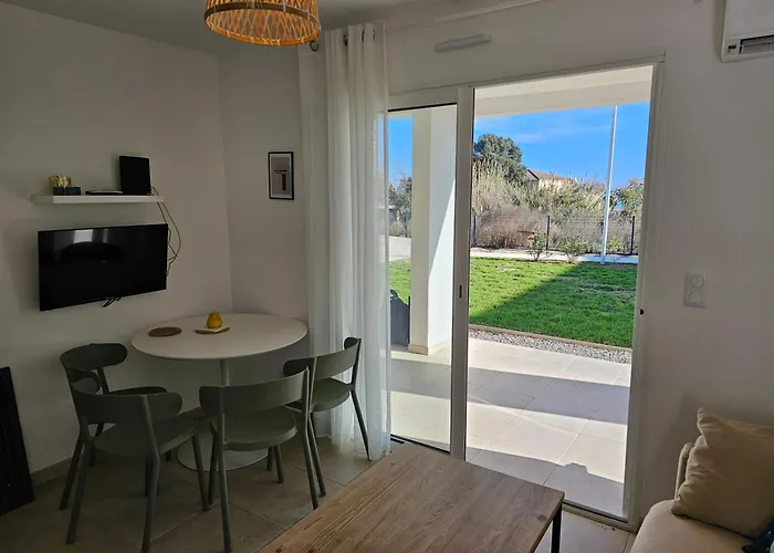 Superbe Vue Terrasse Couverte Face A La *