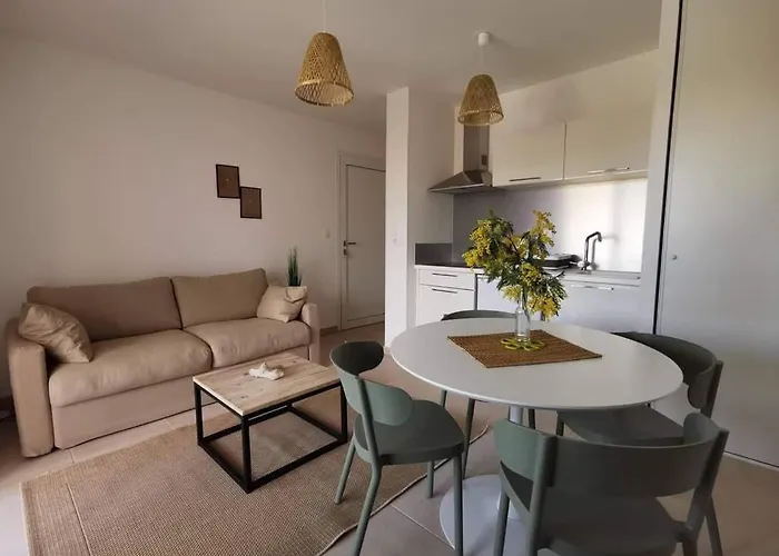 Superbe Vue Terrasse Couverte Face A La