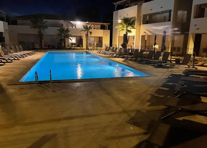 Superbe Vue Terrasse Couverte Face A La Apartman